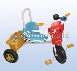 童車(chē)模具