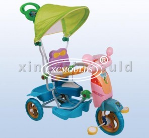 童車(chē)模具