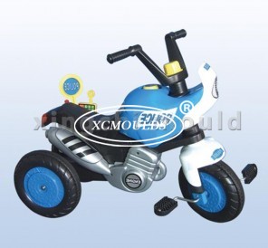 童車(chē)模具
